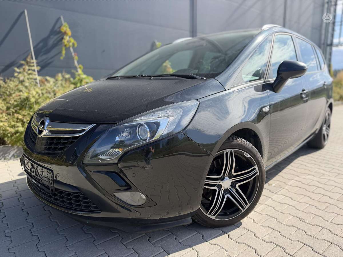 Opel Zafira 2015 — engine 2000 cm³, 170 HP (125kW)