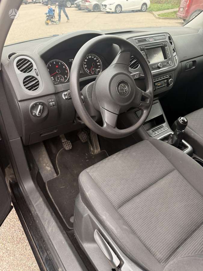 Volkswagen Tiguan 2014 — photo 18