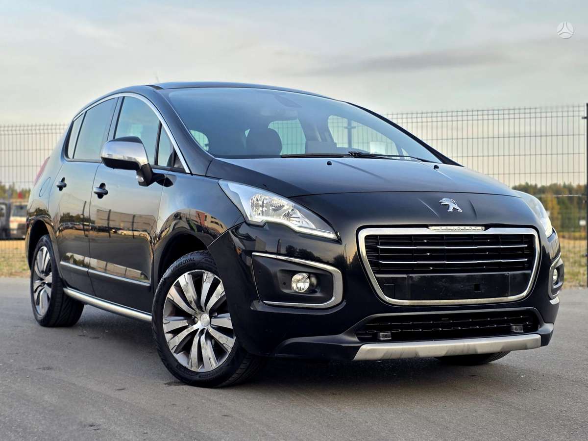 Peugeot 3008 2014 — салон