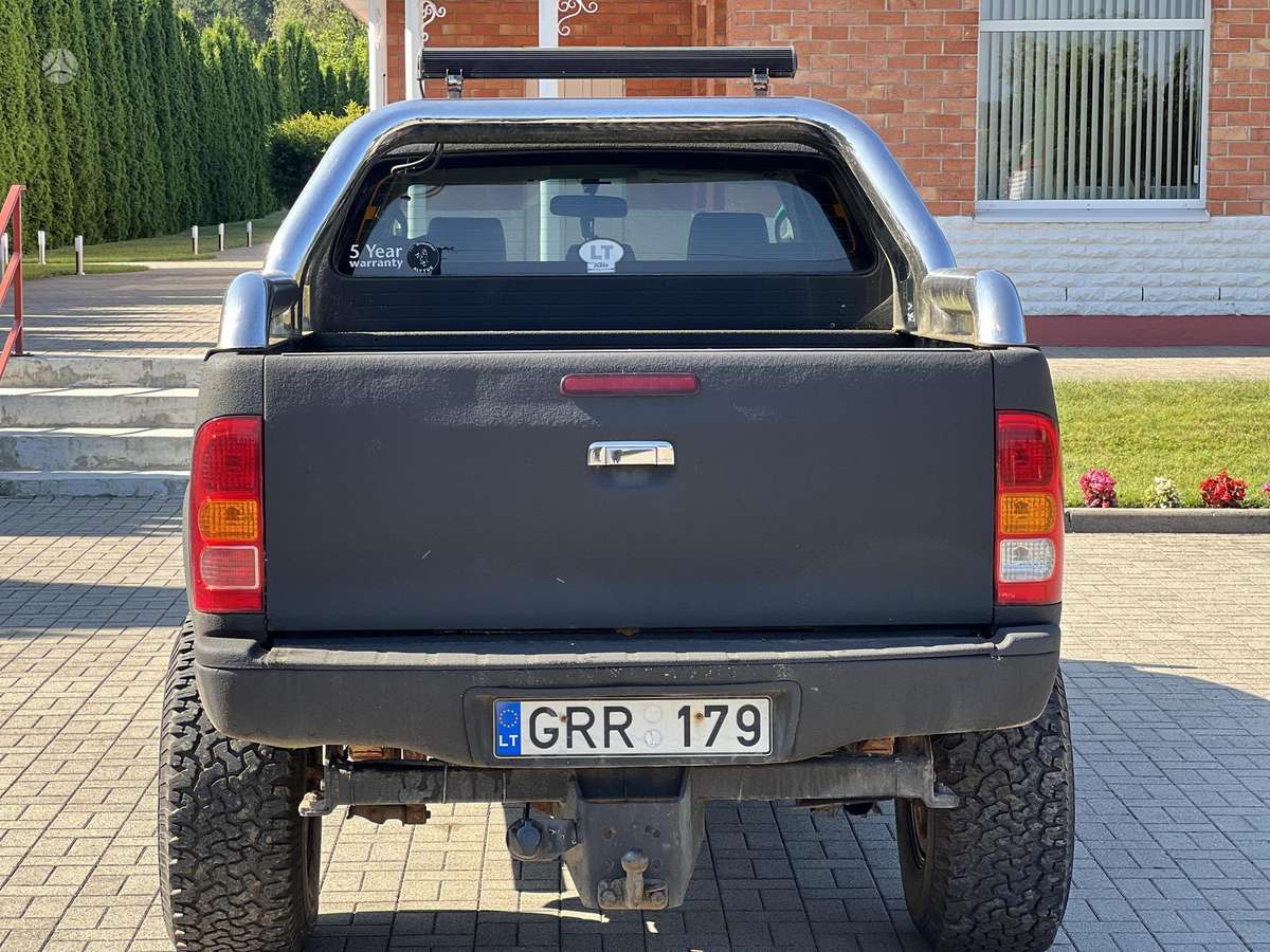 Toyota Hilux 2008 — photo 12