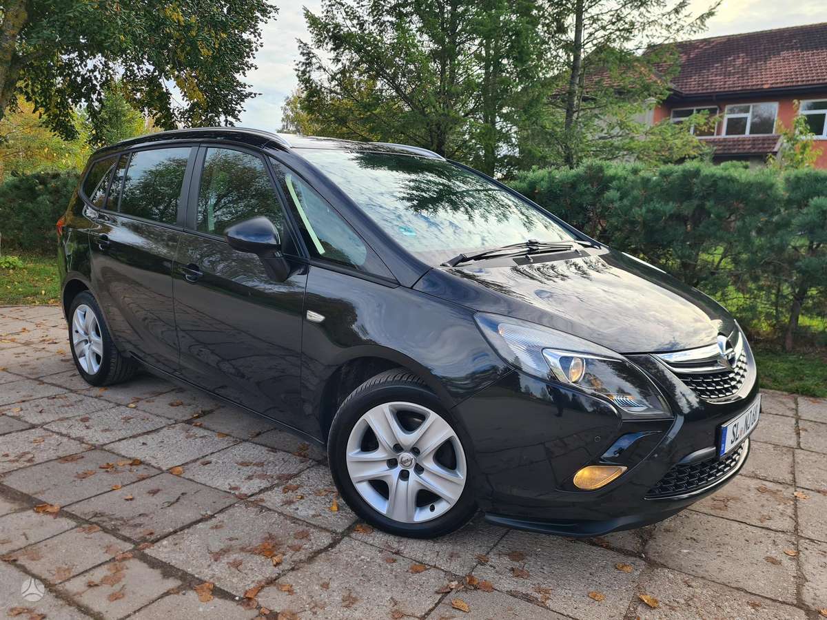 Opel Zafira, 2012
