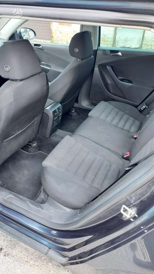 Volkswagen Passat 2006 — photo 11