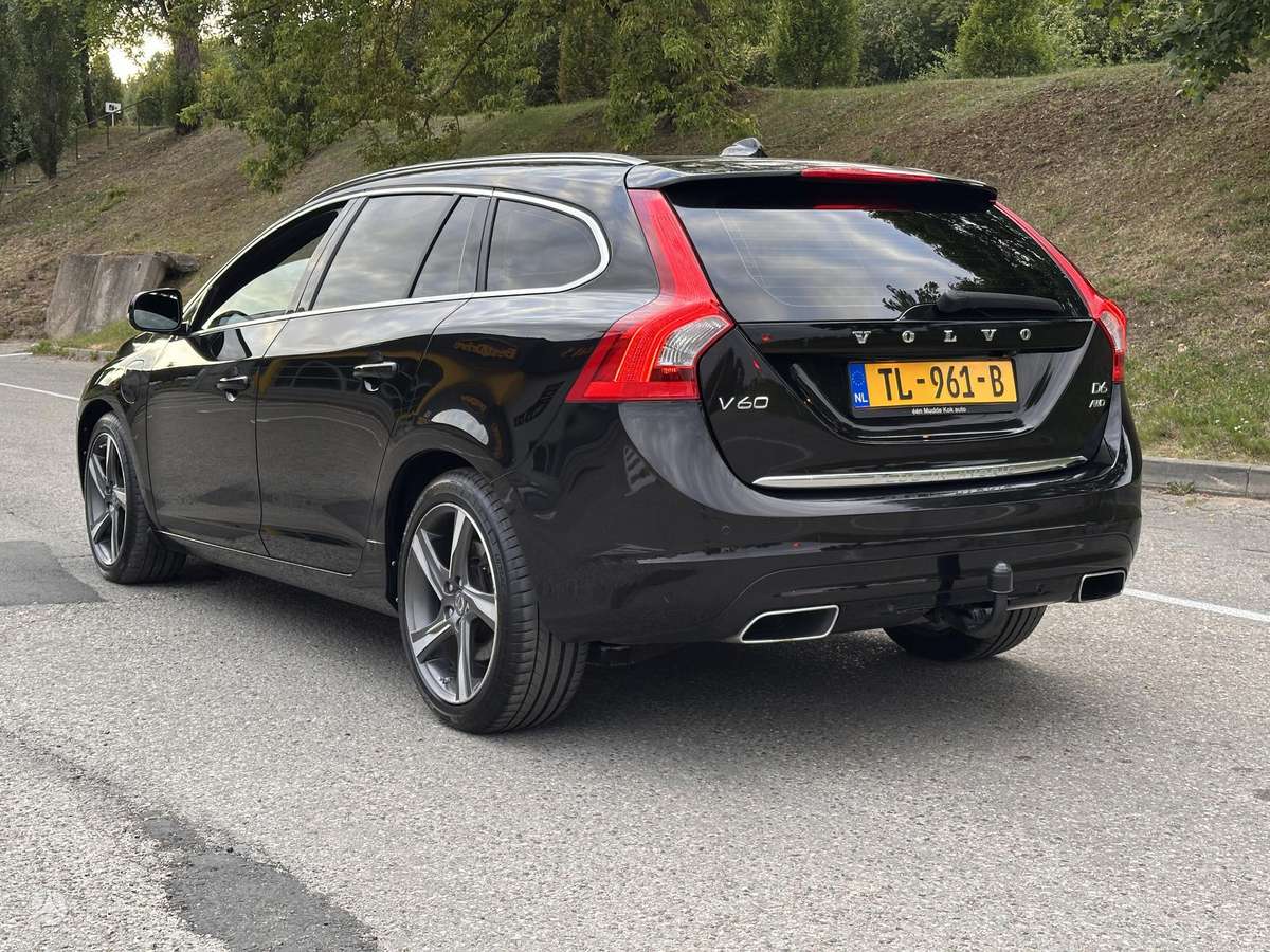 Volvo V60 2014 — photo 5
