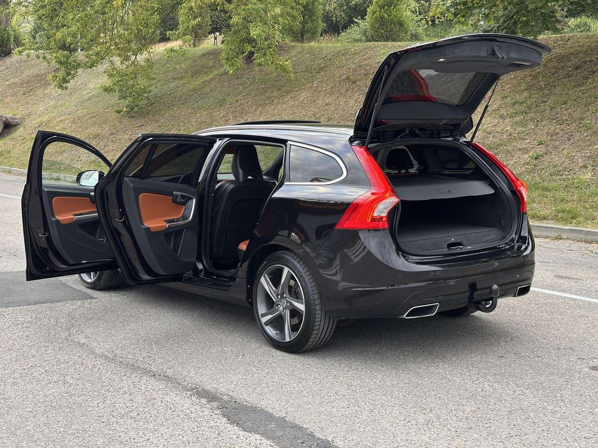 Volvo V60 2014 — photo 7