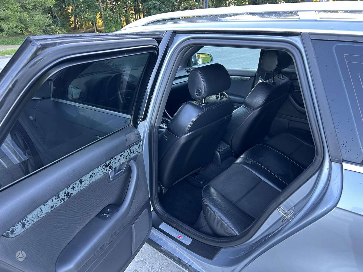 Audi A4 2006 — photo 11