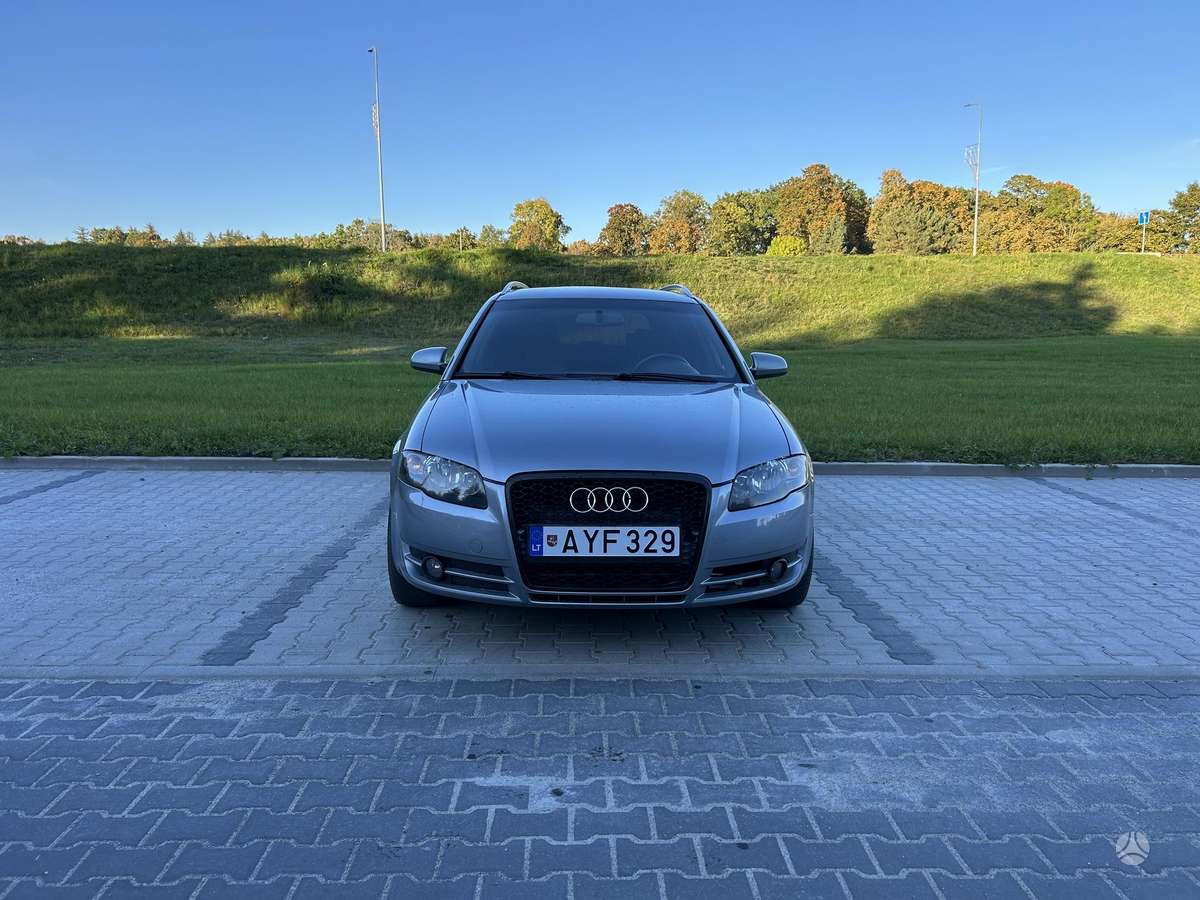 Audi A4 2006 — rear view