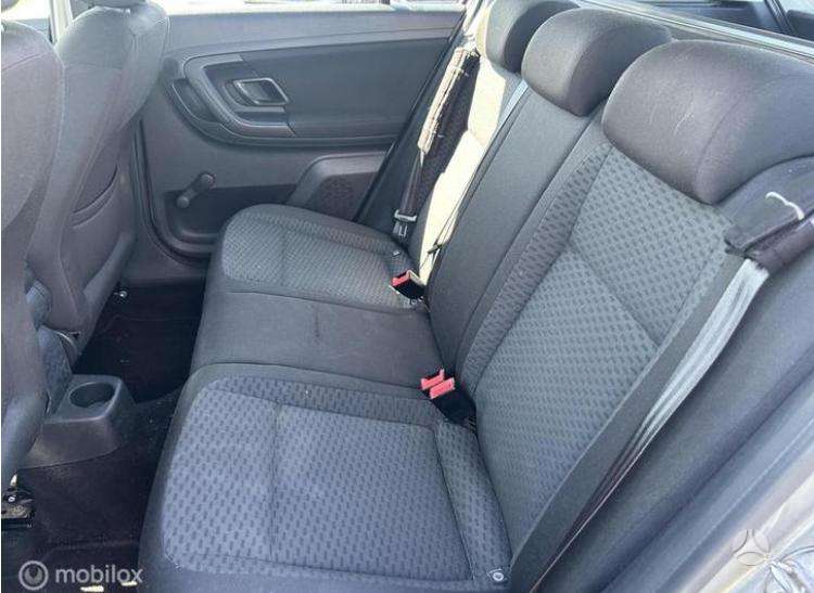 Skoda Fabia 2011 — photo 11