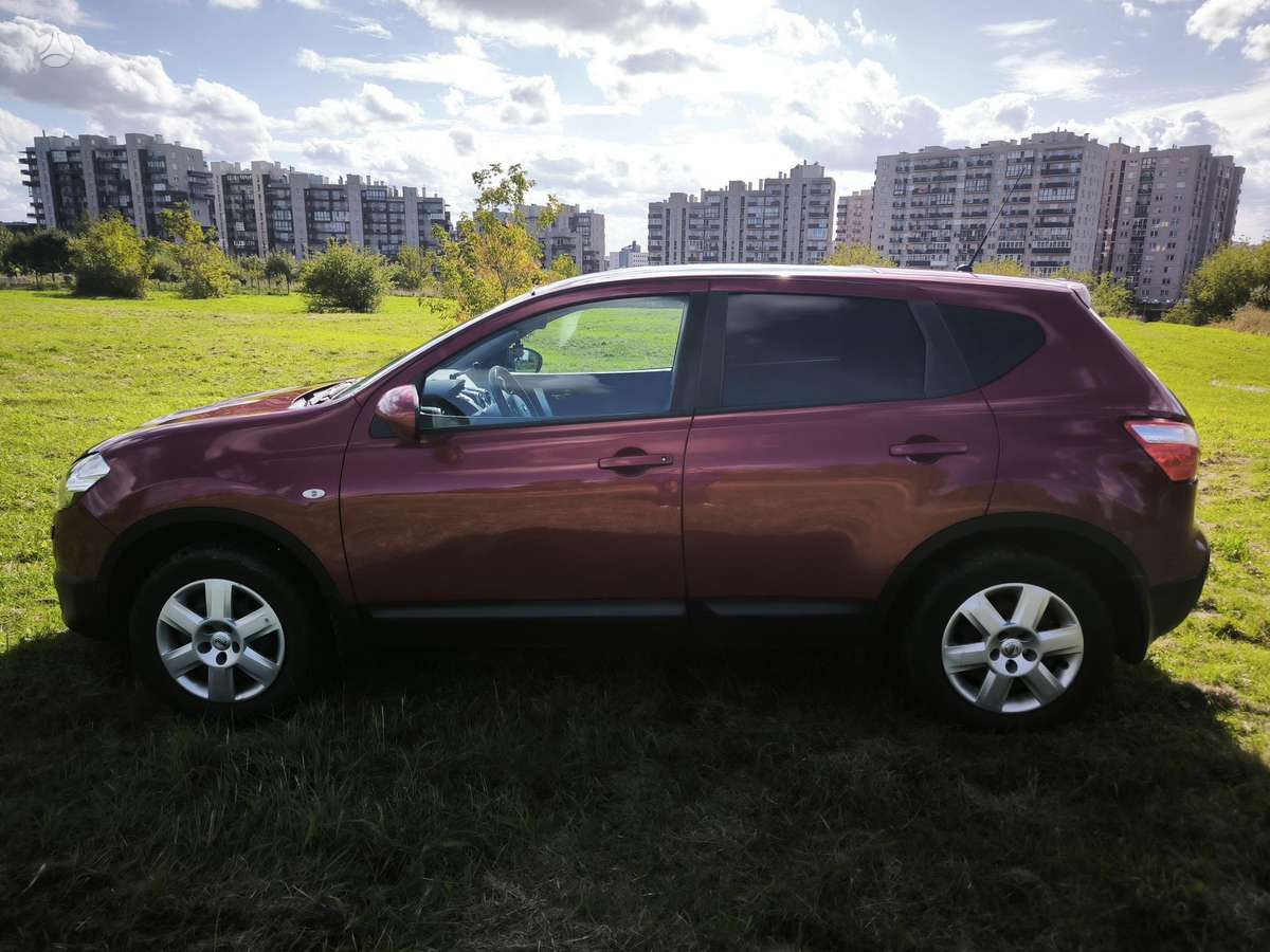Nissan Qashqai 2012 — двигун 1996 cm³, 141 HP (104kW)