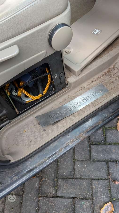 Mercedes-Benz Viano 2007 — photo 9