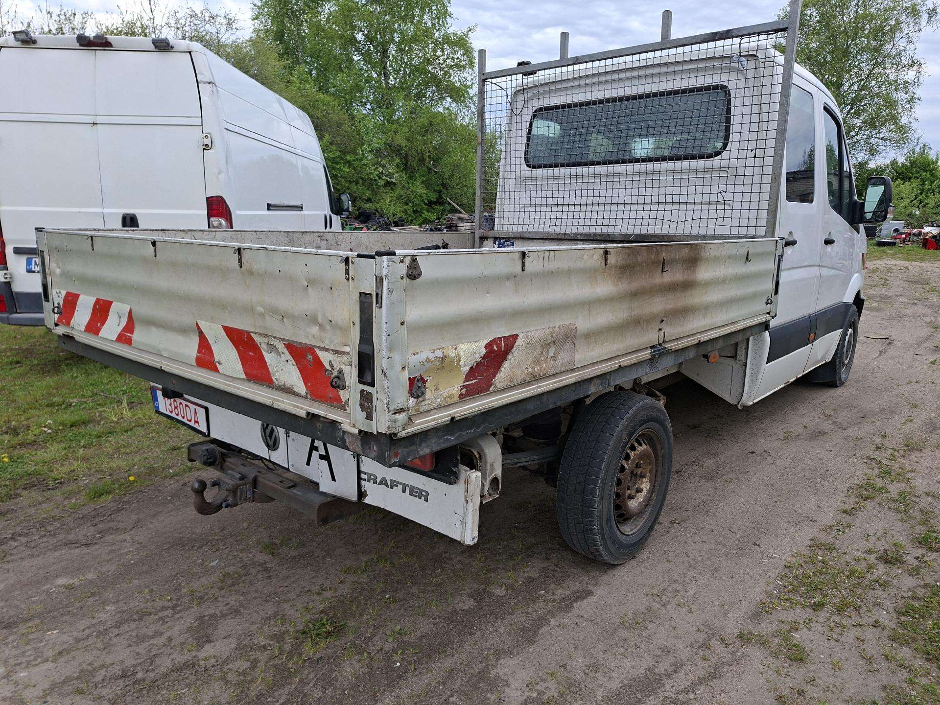 Volkswagen Crafter 2012 — photo 6