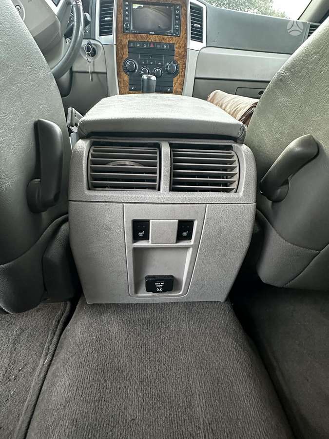 Jeep Grand 2008 — photo 12