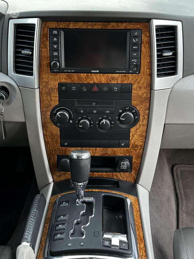 Jeep Grand 2008 — photo 6
