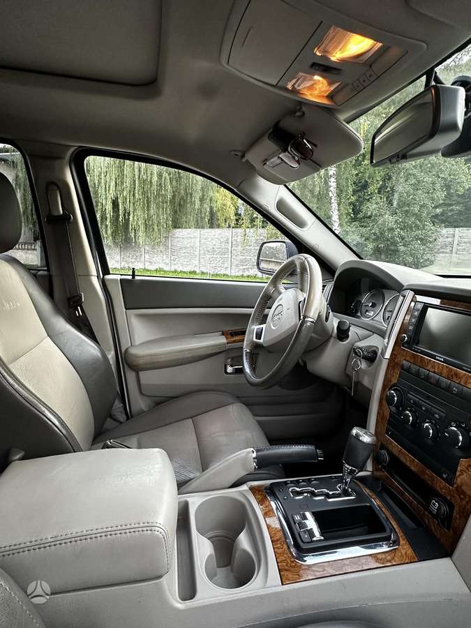 Jeep Grand 2008 — photo 7