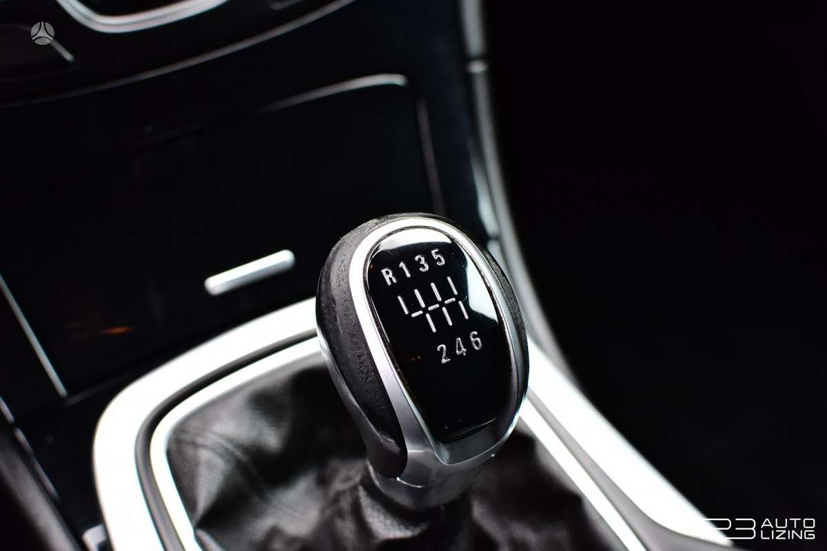 Opel Insignia 2014 — photo 18
