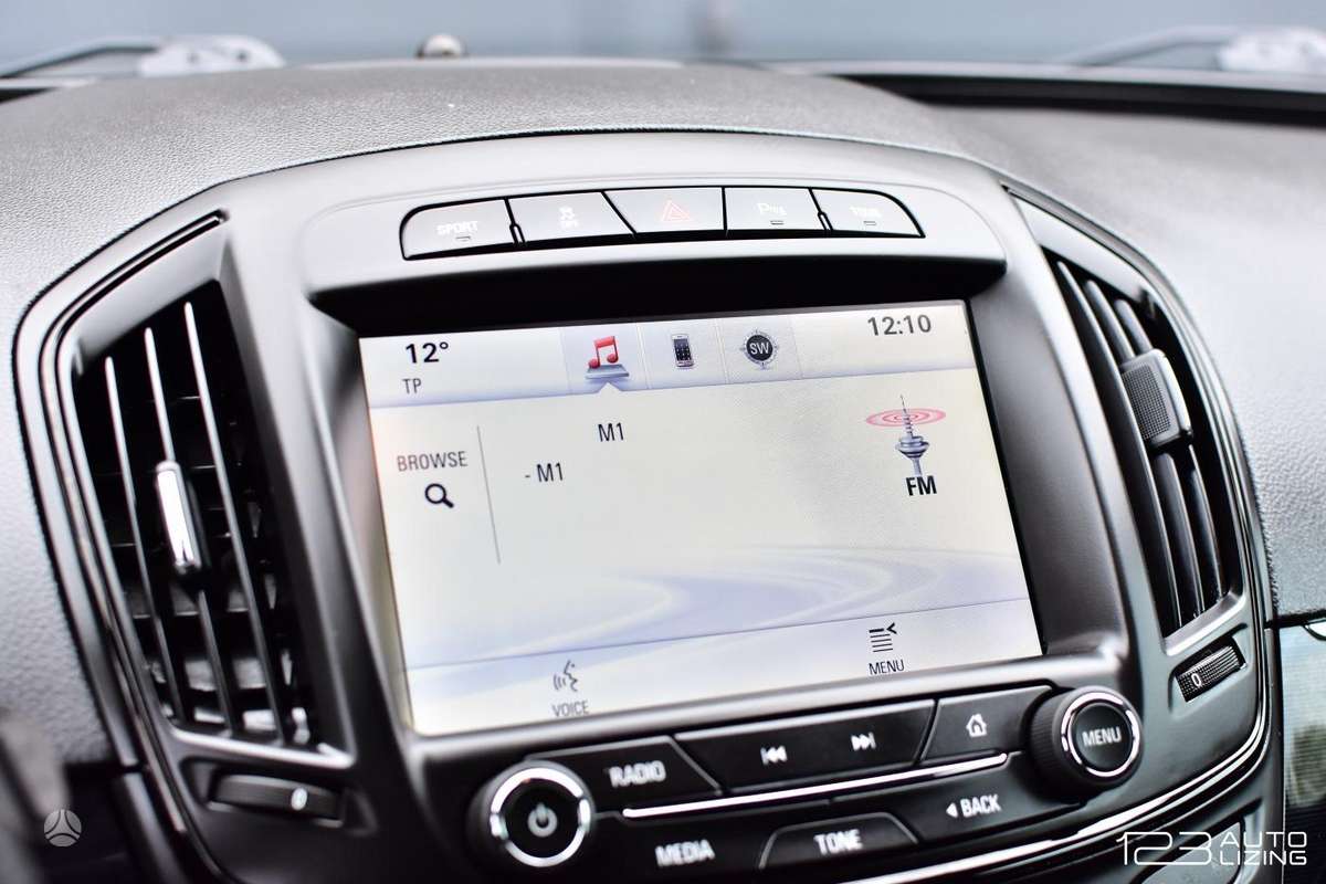 Opel Insignia 2014 — photo 21