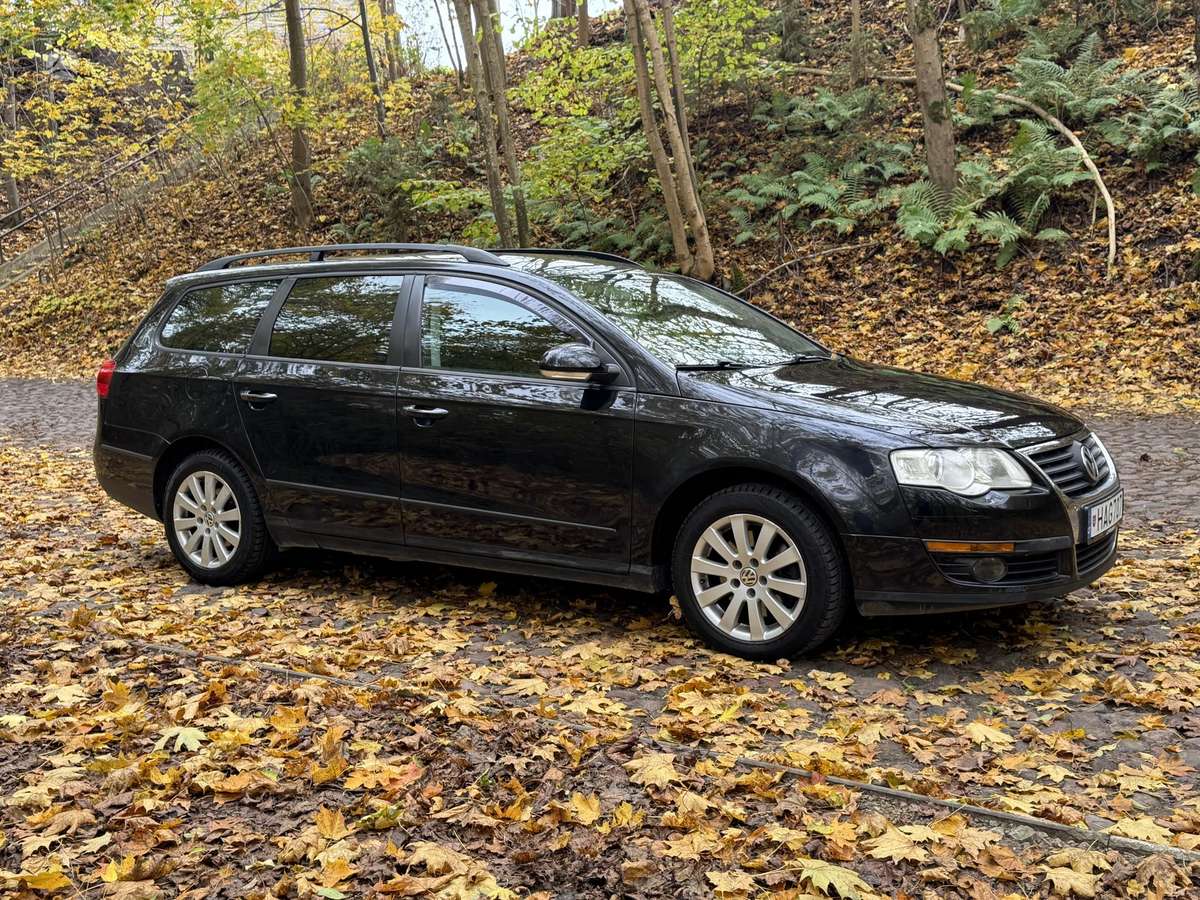 Volkswagen Passat 2007 — салон