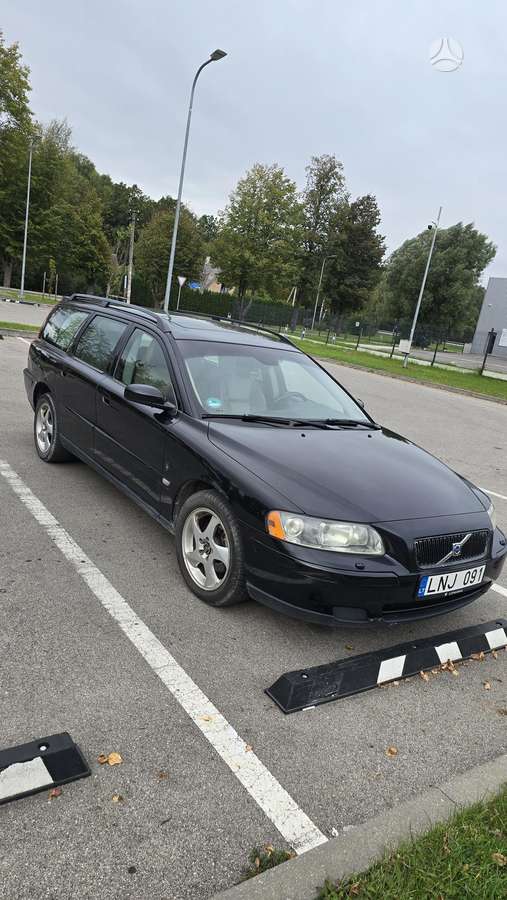 Volvo V70 2006 — vehicle for AFU Ukraine