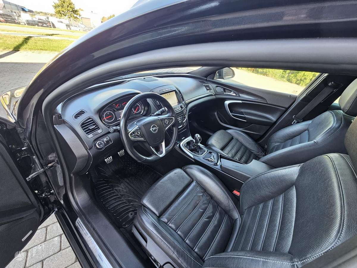 Opel Insignia 2015 — photo 16