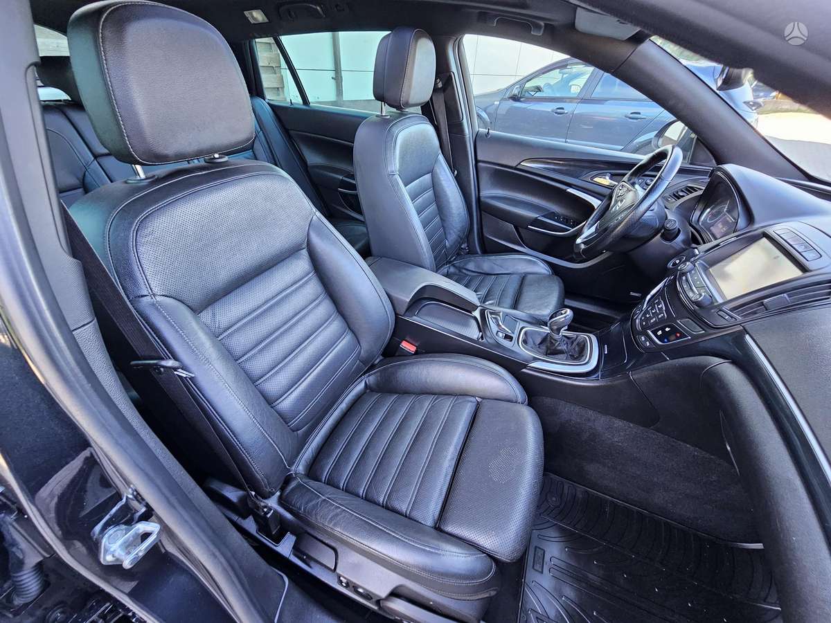 Opel Insignia 2015 — photo 19