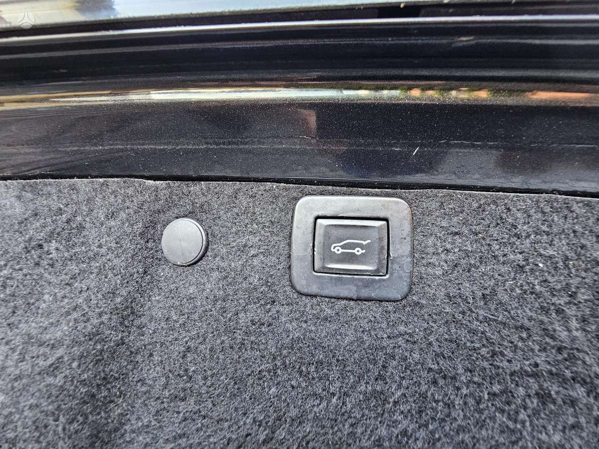 Opel Insignia 2015 — photo 22