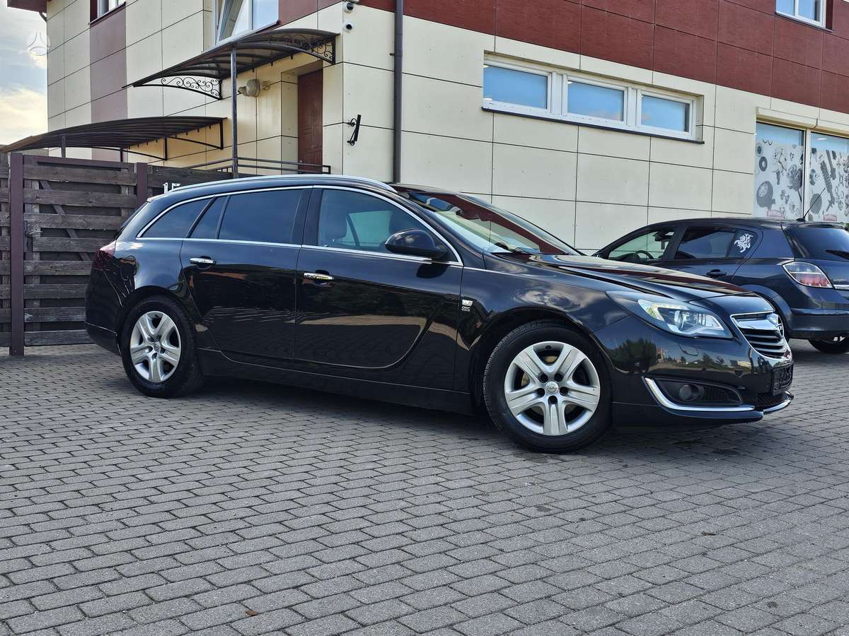 Opel Insignia 2015 — interior