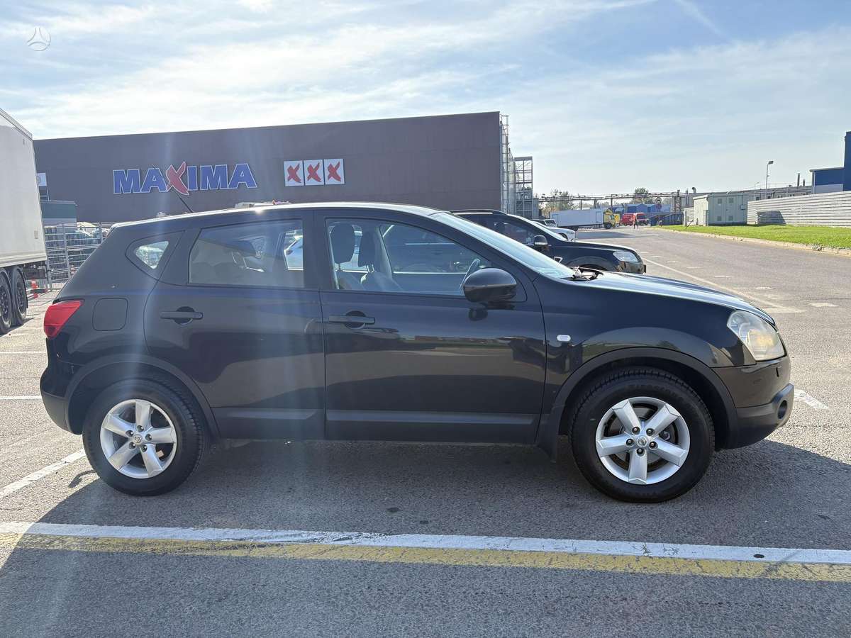 Nissan Qashqai 2007 — engine 1598 cm³, 114 HP (84kW)