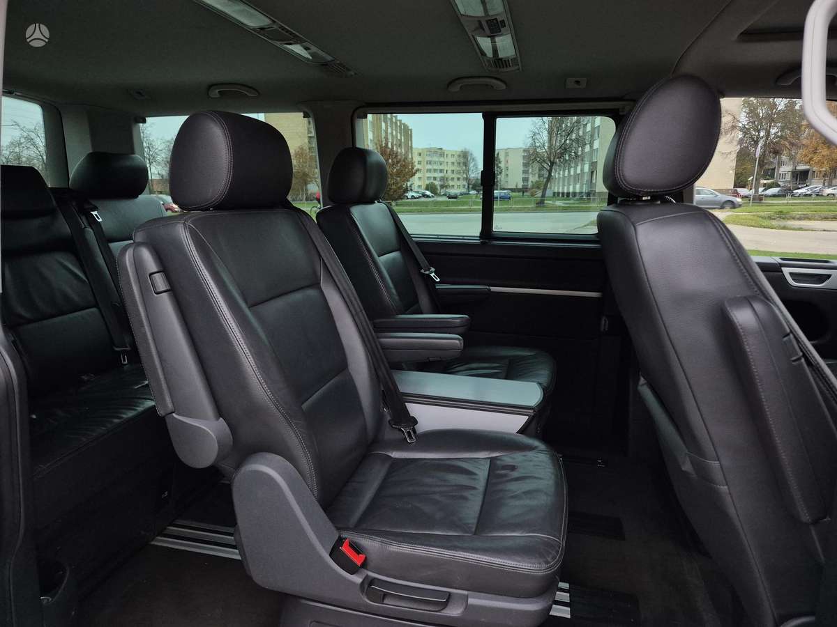 Volkswagen Multivan 2011 — photo 20