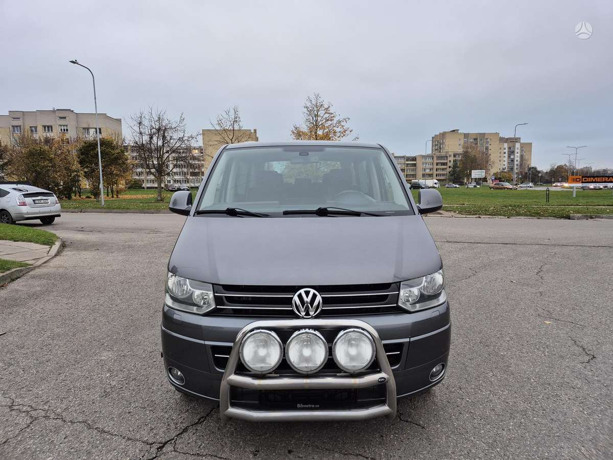 Volkswagen Multivan 2011 — photo 7