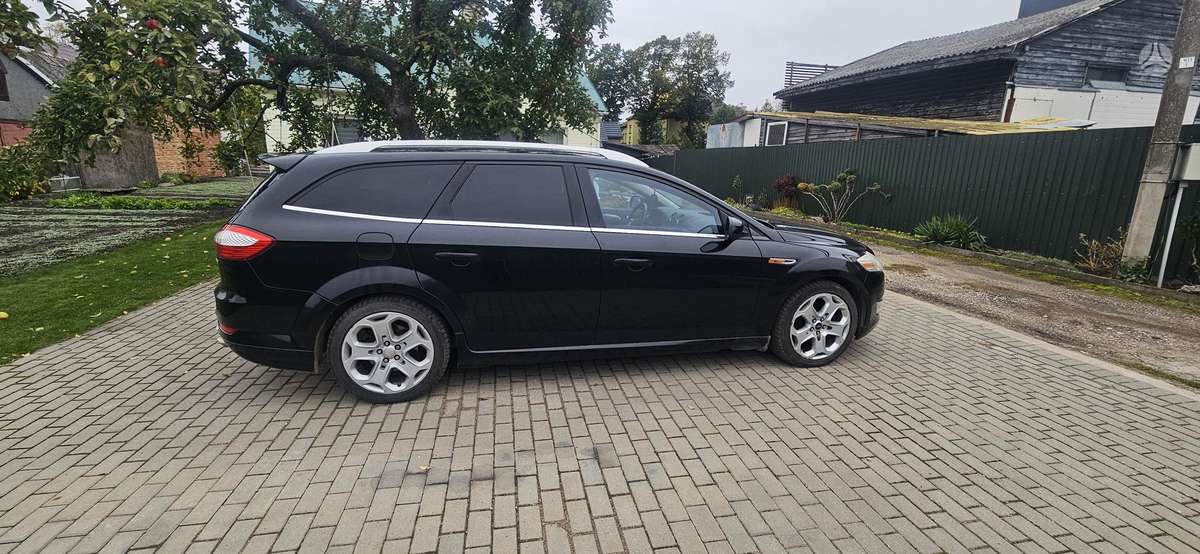 Ford Mondeo 2008 — interior
