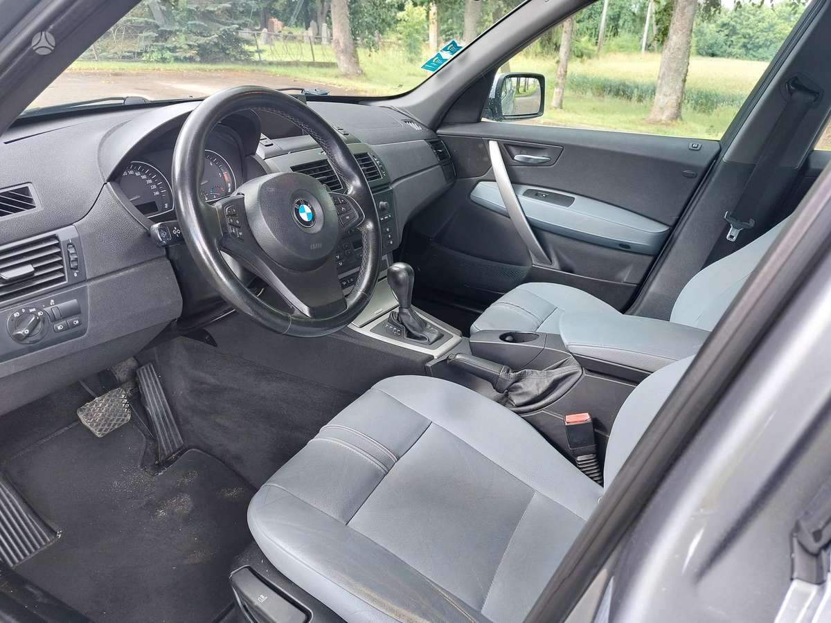 BMW X3 2004 — photo 12
