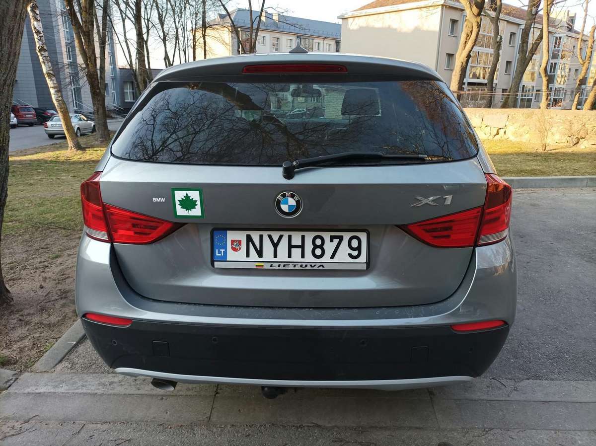 BMW X1 2010 — photo 7
