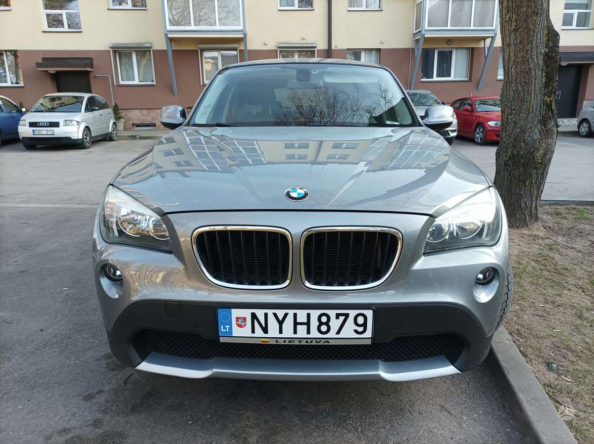 BMW X1 2010 — photo 9