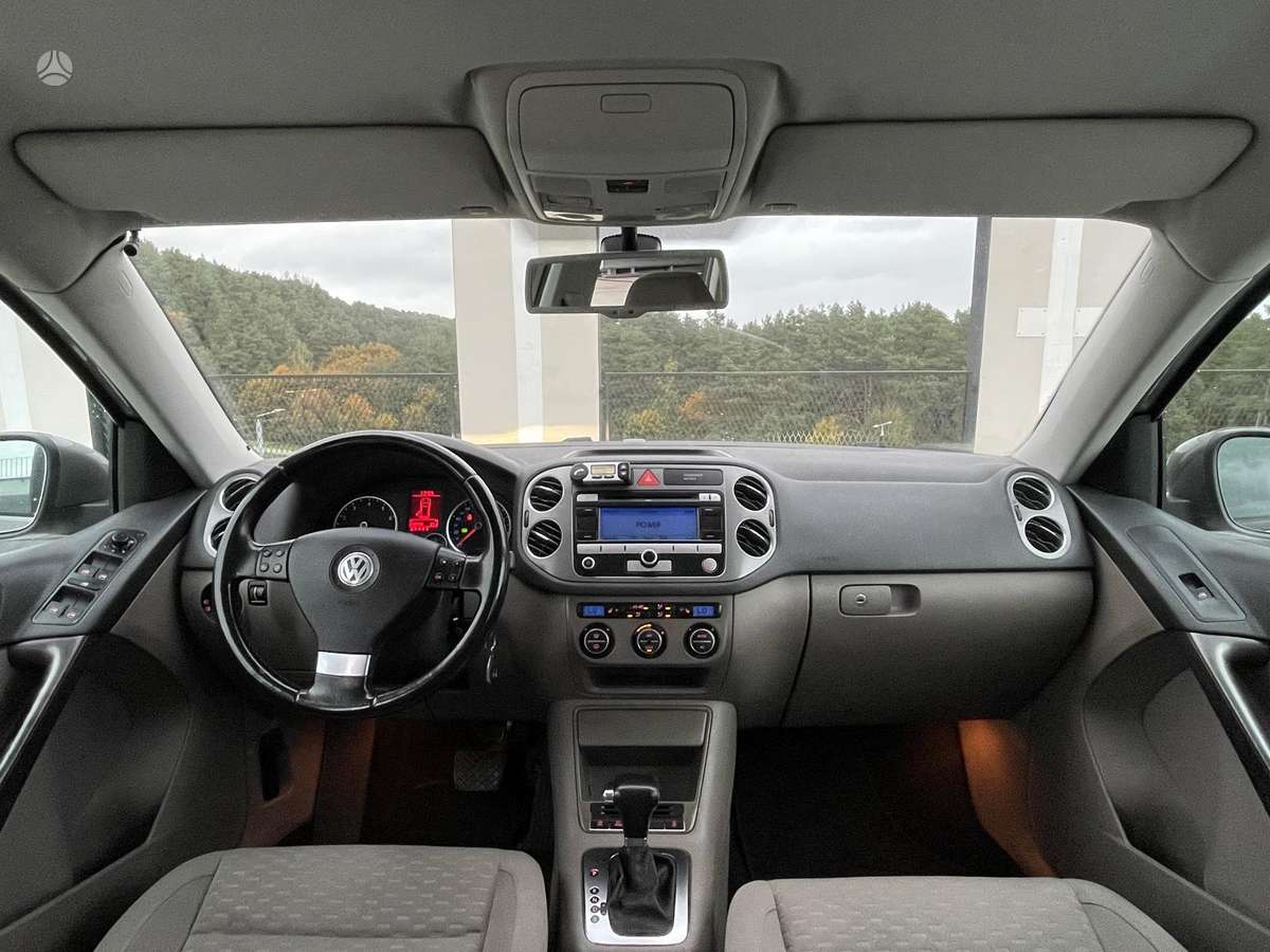 Volkswagen Tiguan 2009 — photo 11