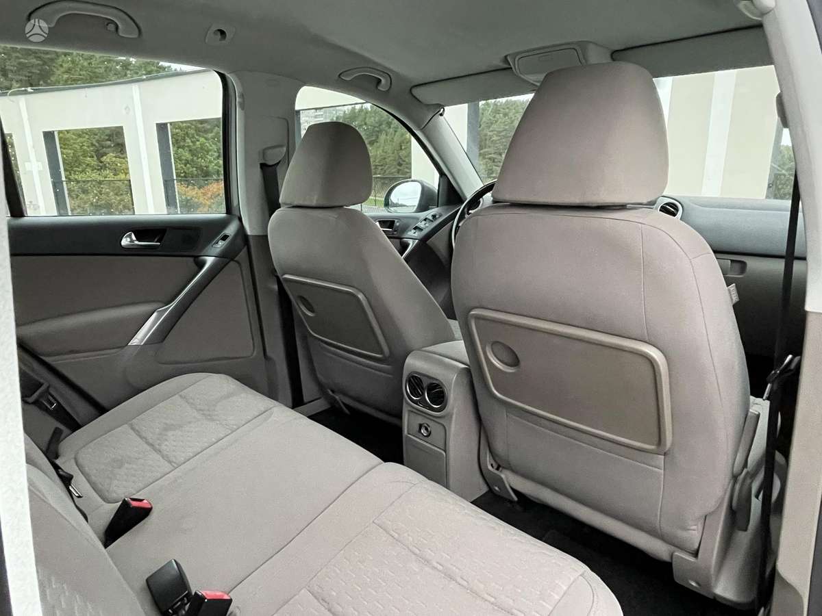 Volkswagen Tiguan 2009 — photo 12