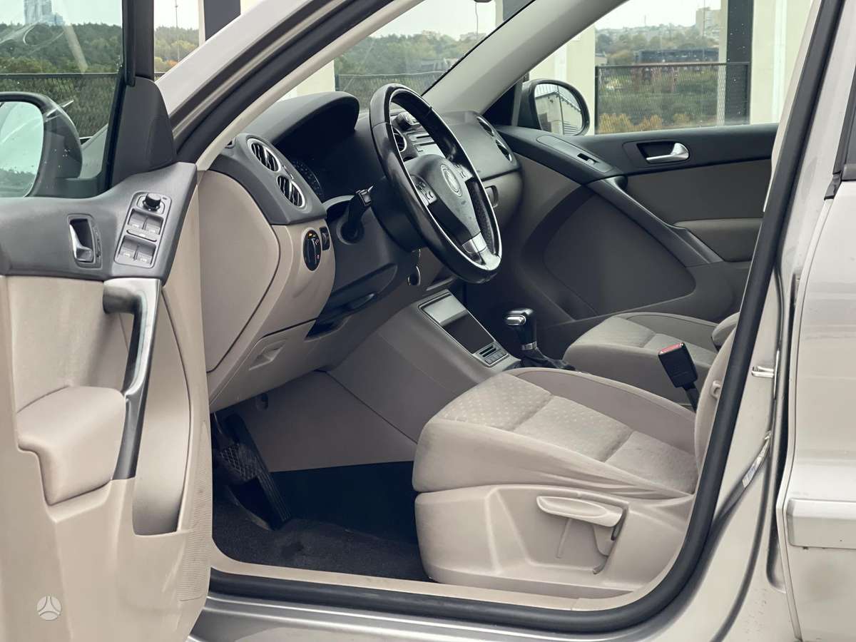 Volkswagen Tiguan 2009 — photo 9