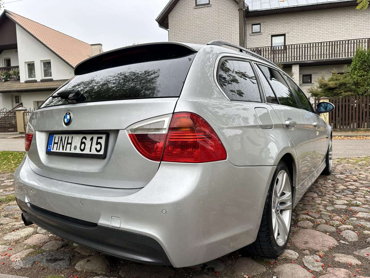 BMW 330 2006 — photo 11