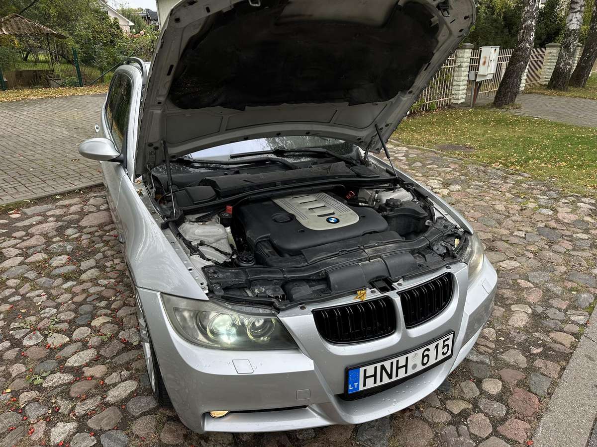 BMW 330 2006 — photo 14