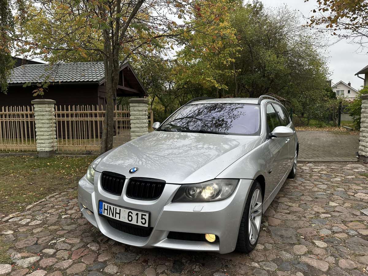 BMW 330 2006 — photo 6
