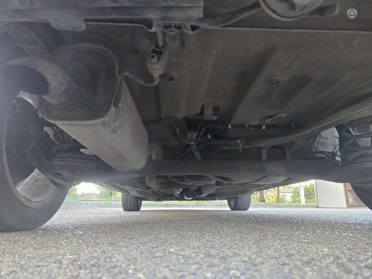 Opel Zafira 2009 — photo 29