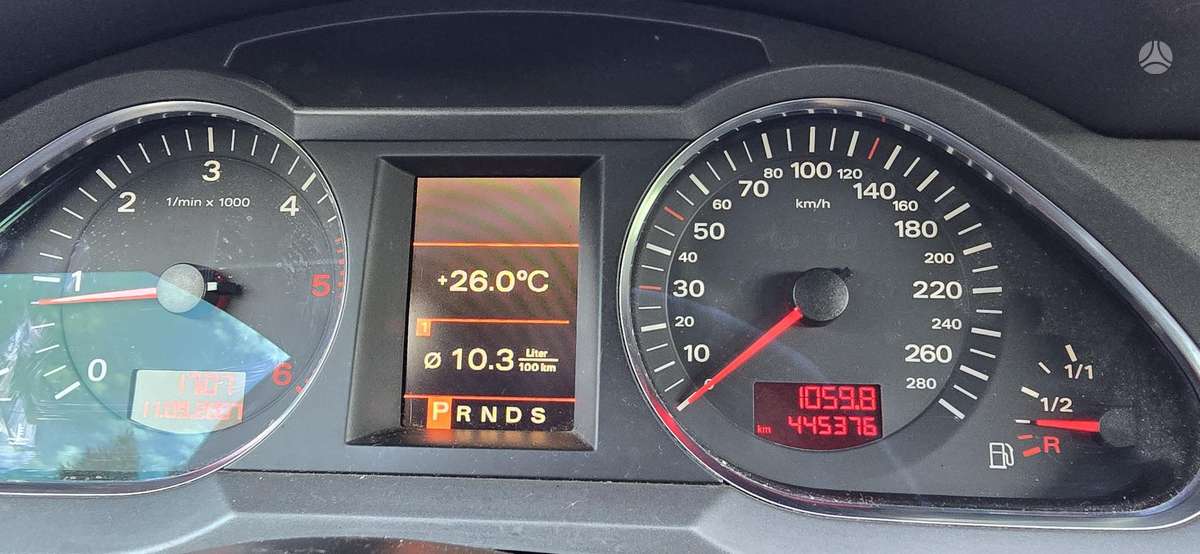 Audi A6 2005 — photo 10