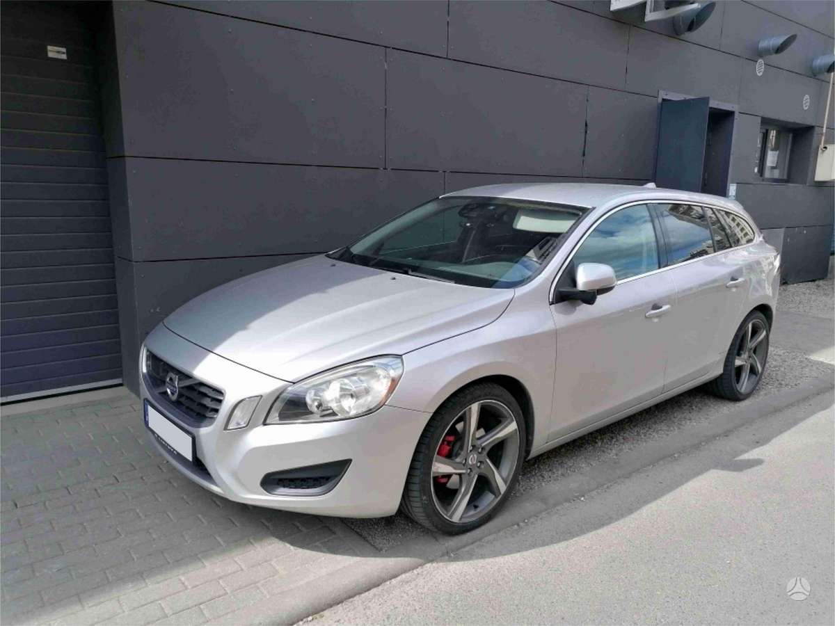 Volvo V60, 2011 — vehicle for AFU from Europe