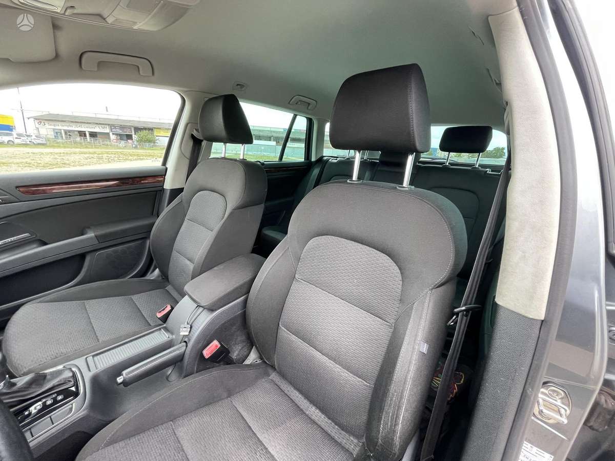 Skoda Superb 2011 — photo 12