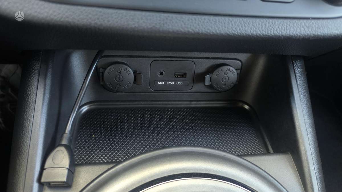 Kia Sportage 2012 — photo 14