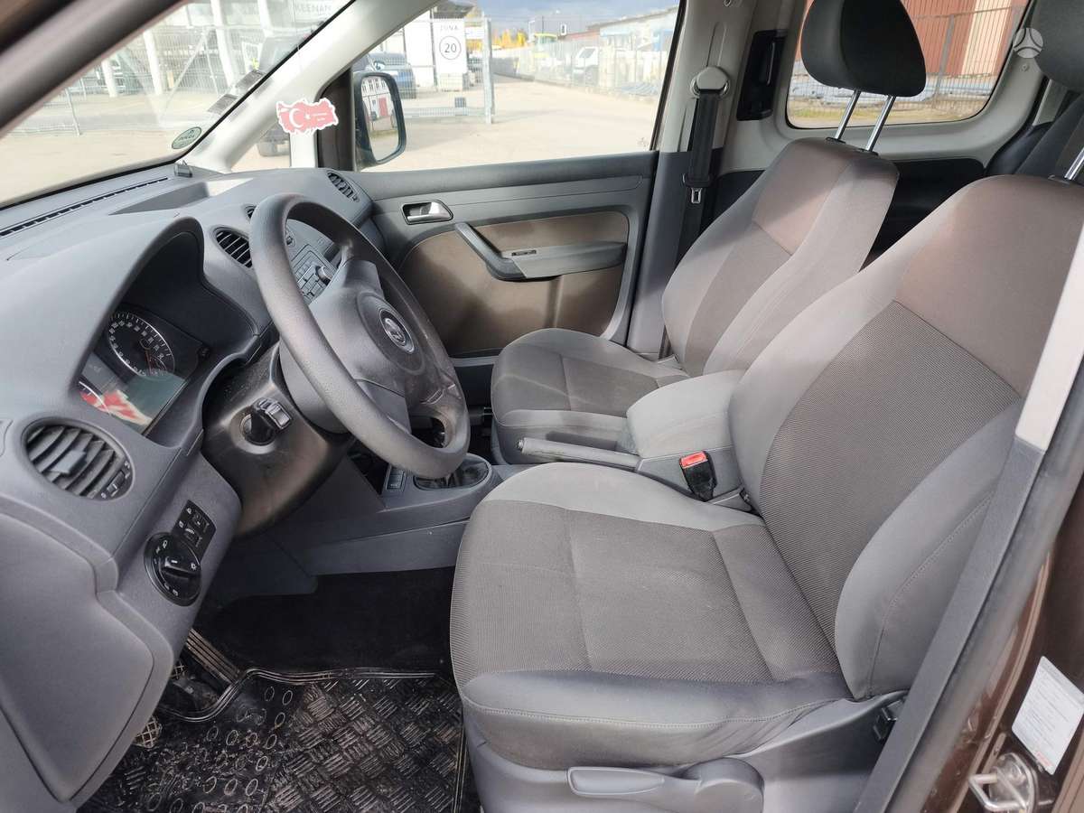 Volkswagen Caddy 2012 — photo 12