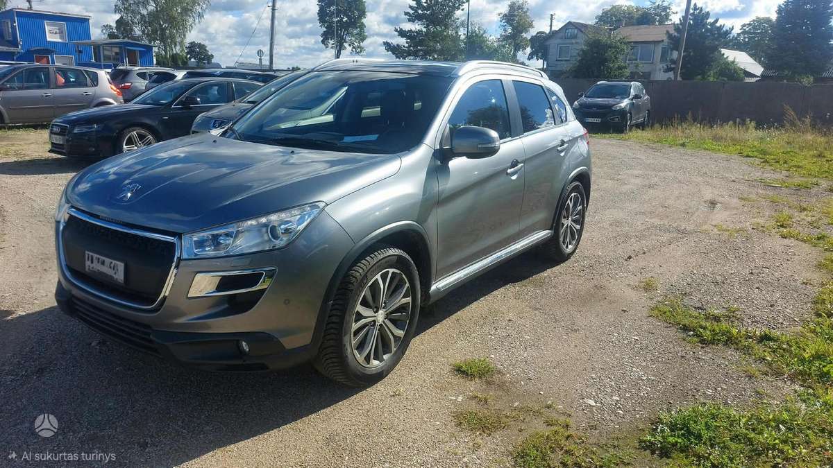 Peugeot 4008 2012 — rear view