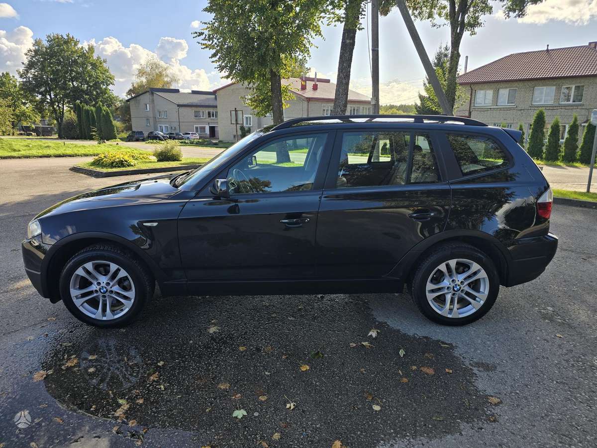 BMW X3 2009 — photo 10
