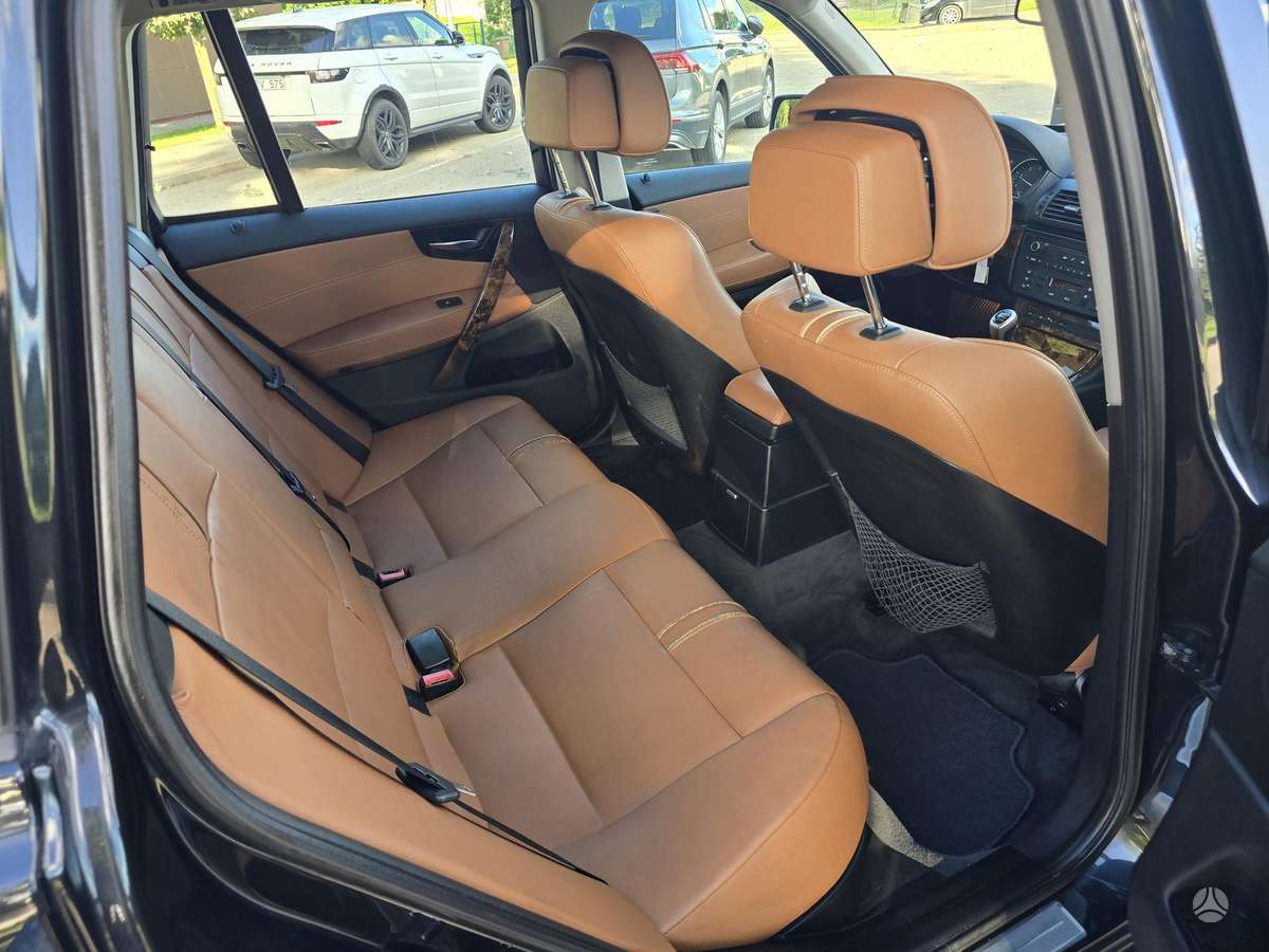 BMW X3 2009 — photo 15