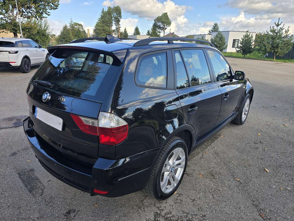 BMW X3 2009 — photo 7