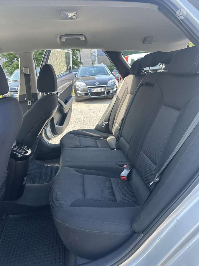 Hyundai i40 2012 — photo 12