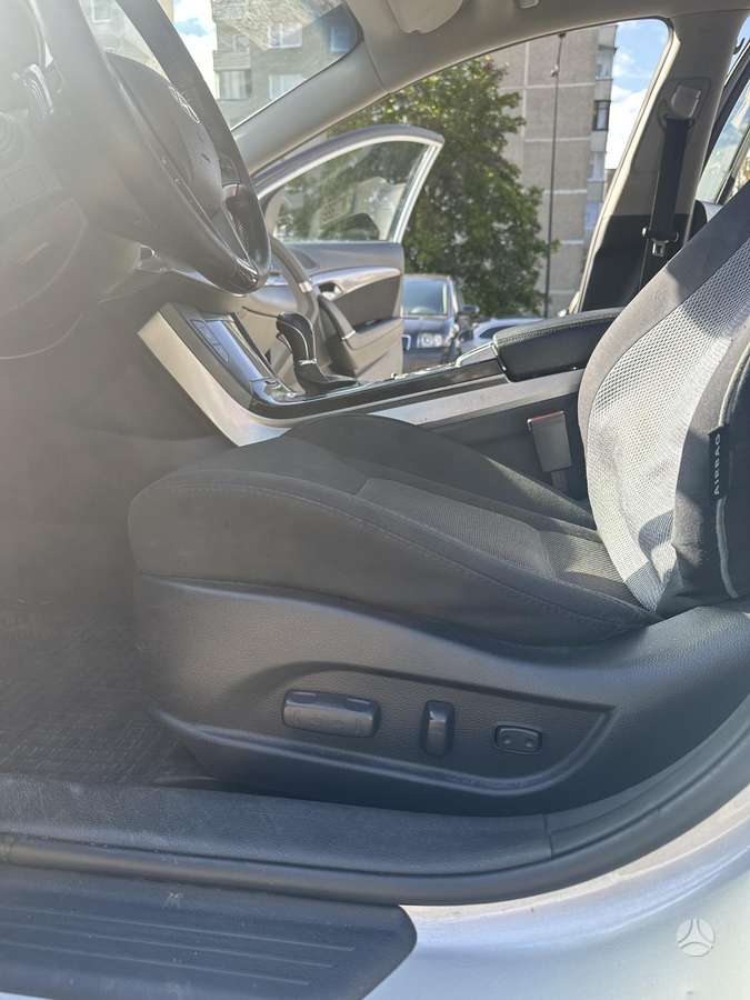 Hyundai i40 2012 — photo 14